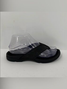 Walking Company Balboa flipflop thong sandal shoe comfort Black comfort 6.5